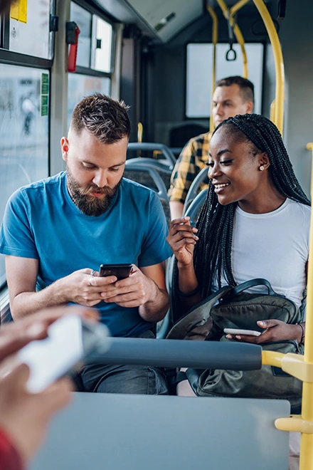 Comment rencontrer des personnes célibataires en vacances